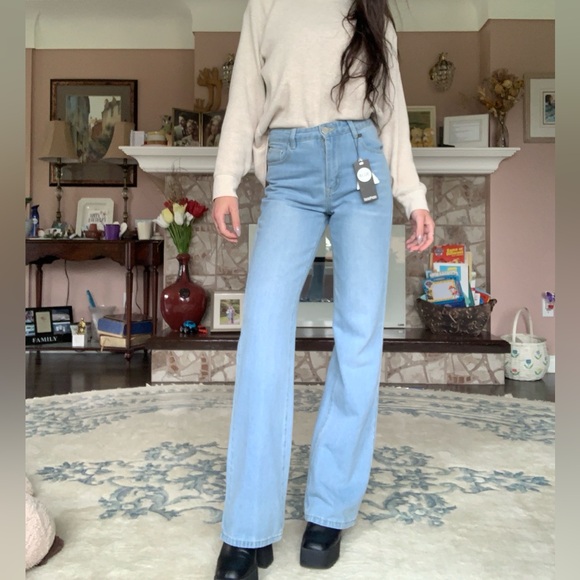 Boohoo Blue Mid Rise Wide Leg Jeans - Picture 7 of 16